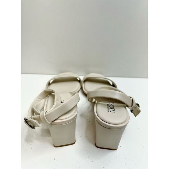 Nordstrom Rack Sandals Womens Size 9 Bone Strappy Faux Leather Open Toe - Picture 8 of 10